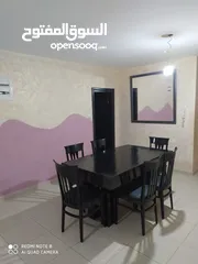  8 ثلاث غرف نوم مفروشة