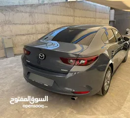  6 مازدا 3 بحالة الوكالة للبيع