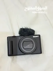  1 كاميرا ZEISS – بحالة ممتازة