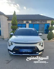  2 كيا نيرو هايبرد كامل الإضافات بدون فتحه سقف  2023  .
