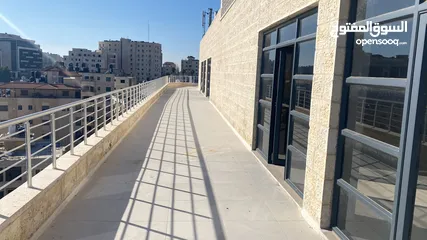 2 روف تجاري للبيع
