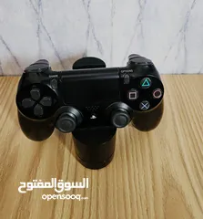  1 Ps4 Controller with Charging Stand