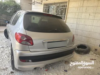  4 بيجو 206 ترخيص سنه