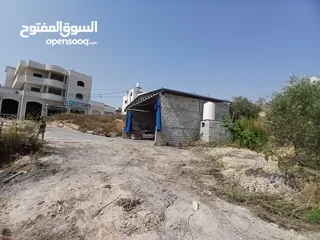  10 محل للايجار