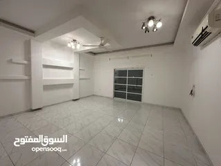  12 فيلا للإيجار في السيب سور ال حديد - villa for rent in seeb sur al hadid