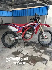  1 دراجة 250 سيسي