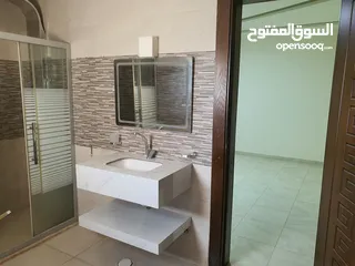  3 شقة للإيجار دير غبار