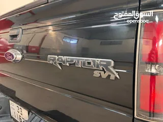  8 Ford Raptor