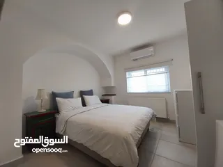  4 شقة للايجار في الويبده  ( Property 35312 )-175081260
