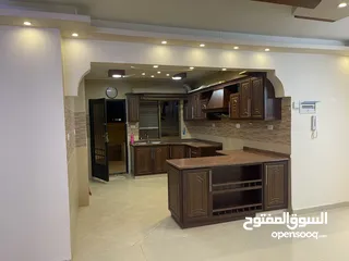  15 شقه بمدخل مستقل فاخره ومميزه  طابق ارضي مجمع عمان جديد