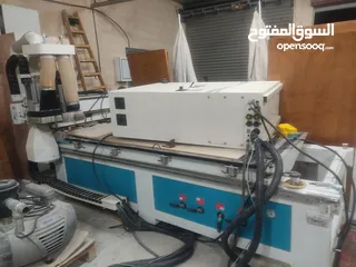  1 معدات منجرة كاملة للبيع . مستعمل بوضع الجديد .