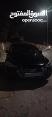  2 Hyundai Elantra GLS 18/19