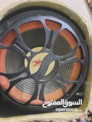  1 بازوقه العقرب اب حال الوكاله لون الأحمر الخشب ضعيف