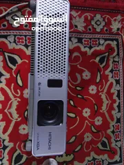  8 بروجكتر هيتاشيVGA موديلcpRx70....2000لومنس به مدخلAV.......VGA