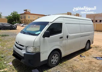  1 TOYOTA HIACE 2016 , HIGHROOF CARGO VAN , ACCIDENT FREE , GCC , 245000KMS