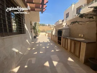  5 شقة في عبدون مفروشة لقطة للبيع منطقة امنية وفلل راقية جدا