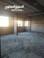  4 شقق عظم مساحه شقه 130متر بدفعه 10الف شيكل للعظم و 50الف شيكل للمشطب