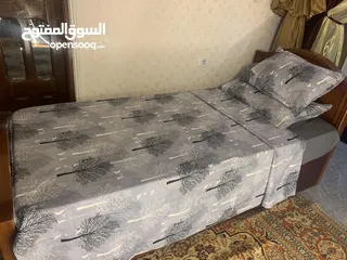  3 سرير فردي مع الفراش للبيع
