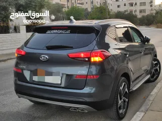  1 هونداي توسان فل ماعدا الفتحة عداد اصلي 83000كم للبيع بسعر مغري 96000شيكل