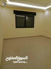  6 شقة أرضية فاخرة للبيع في الكرسي - قرب المخابرات 205م مع ترس امامي تشطيب سوبر ديلوكس لم تسكن