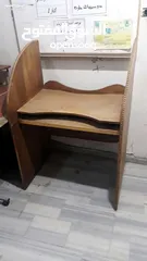  1 طاولة كمبيوتر فقط15د