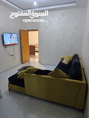  12 شقه مفروشه فرش جديد للايجار لعائله صغيره او عرسان