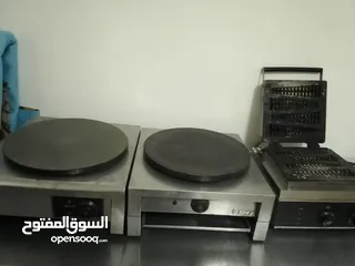  12 ماكينات وافل وكريب شغالات ميه ميه بحال الوكاله