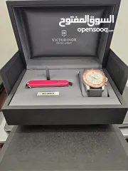  1 VICTORINOX Swiss Army Alliance limited edition
