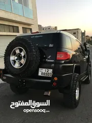  4 تويوتا FJ كروزر 2009 بحالة ممتازة 4x4