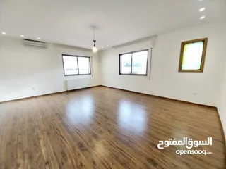  2 شقة غير مفروشة للإيجار 300م2 ( Property 19257 )-174965400
