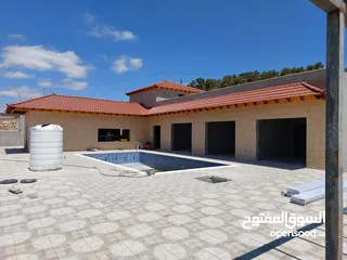  1 شاليهات عدد 2 للبيع