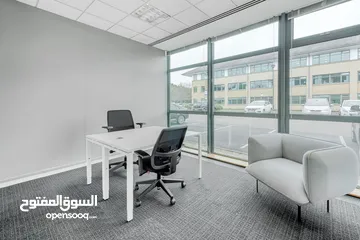 8 Private office space for 2 persons in Muscat, Al Fardan Heights