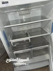  2 ثلاجة LG بحاله جيده