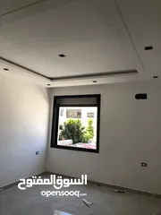  5 شقق فخمه للبيع