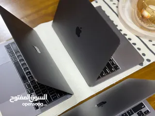  7 ماك بوك مستعمل استعمال بسيط بطاريه 100٪؜ امريكي  MacBook Pro 2020 SSD: 512GB RAM: 16GB