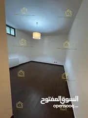  8 شقة فارغة - دابوق - 2نوم ماستر - 200م - قرب الخدمات العامة