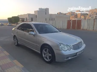  11 Mercedes Benz C200 2001  مرسيدس بنز c200 موديل c2001 مفتاح شفط بحالة ممتازة