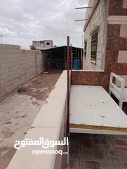  16 يوجد بيت للبيع