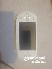  2 sony psp مستعمل بحاله جدا جيدة مع كامل اغراضها و حقيبتها استعمال شهرين فقط