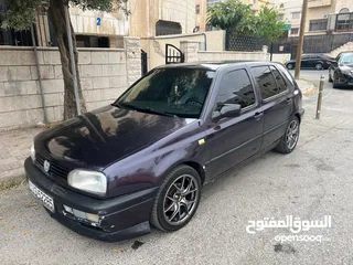  5 جولف موديل 1993 للبيع لون باذنجاني كامل اضافات