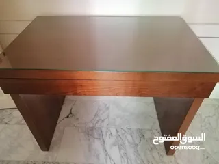  1 مكتب لاتيه تقشيط زان للبيع