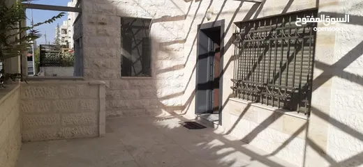  1 شقة أرضي للبيع