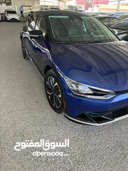  12 كيا EV6 موديل 2022 لون ازرق ميتالك صنف GT LIN بدون بانوراما للبيع
