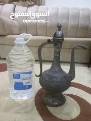  1 إبريق قديم