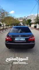  12 مرسيدس بنز