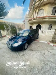  2 فورد فوكس هاتش باج 2011