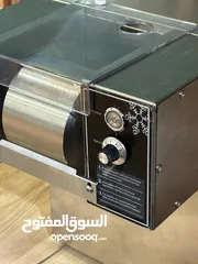  14 عرض ذهبي مكينه أيسكريم الكوري مع كرفان صغير بسعر مميز وقابل للتفاوض