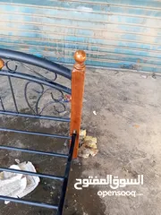  6 تخت حديد عدد 2 للبيع