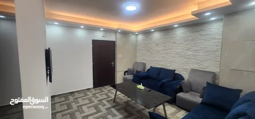  1 شقة وسط البلد للبيع