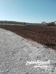  5 ارض 3500م للبيع مفروز قوشان مستقل رحاب بالقرب من طريق اربد الزرقاء